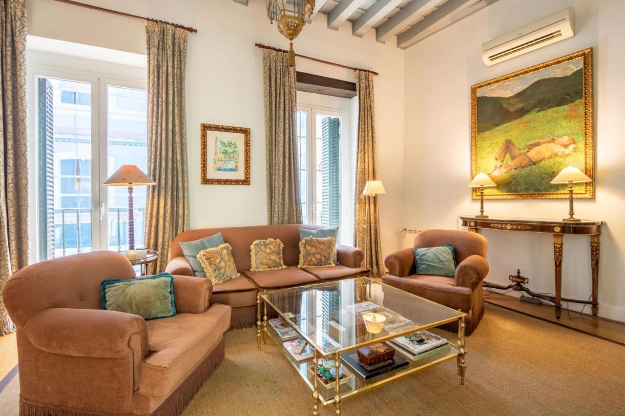 Museum Duplex And Patios, Historical Center, 8 Pax * Séville
