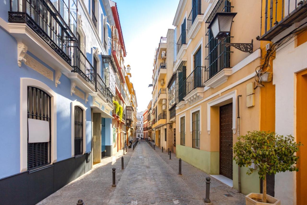 Museum Duplex And Patios, Historical Center, 8 Pax * Séville